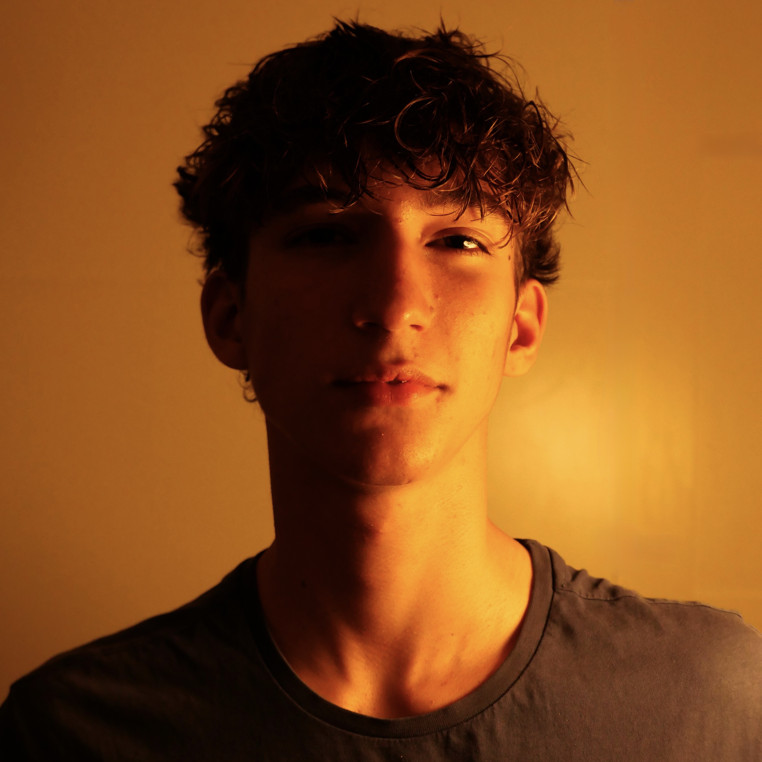 Niko Miralles